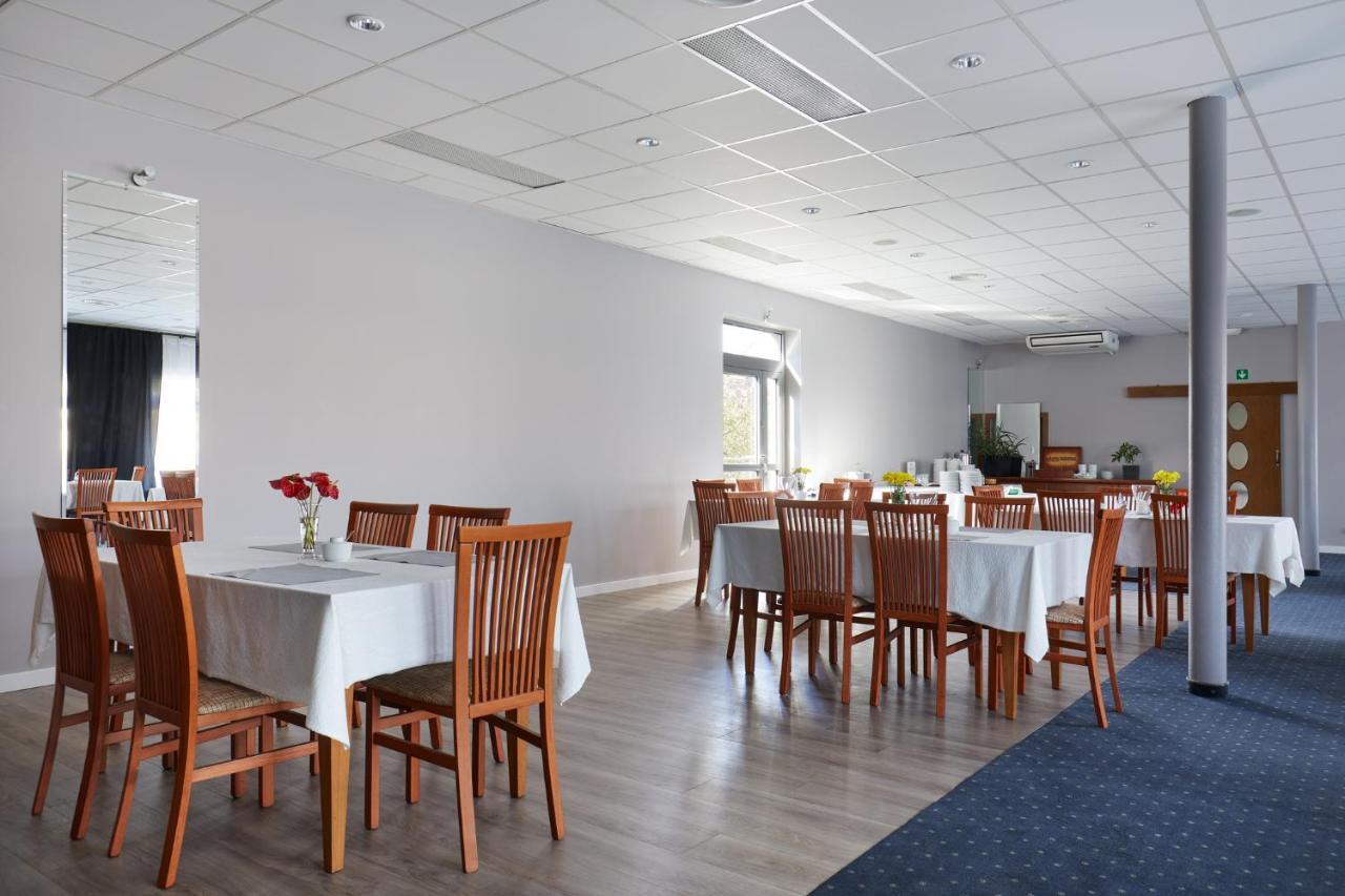 Hotel Wena Кельце Экстерьер фото